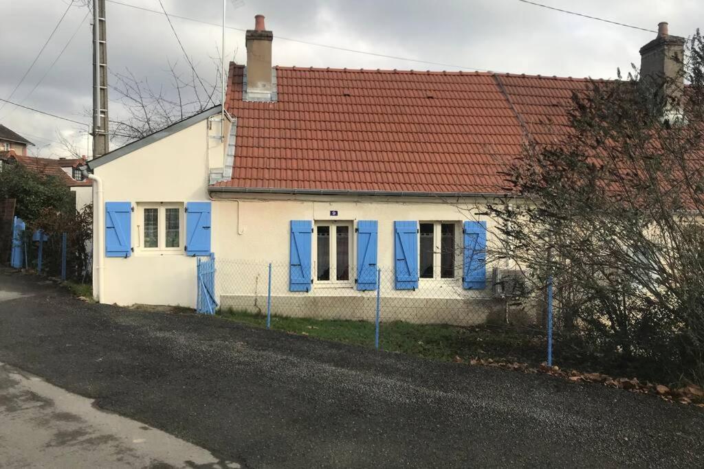 Maisonnette De Charme Climatisee La Machine Exteriér fotografie